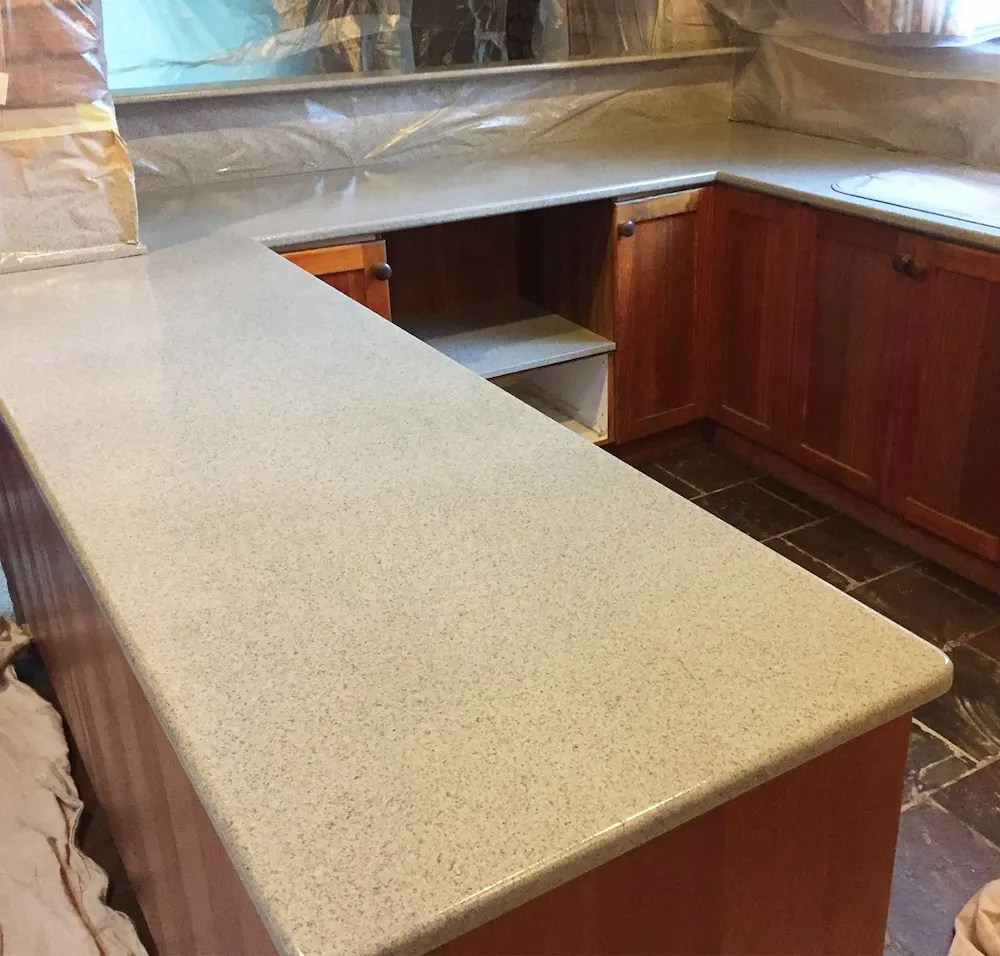 Newly resurfaced kitchen benchtop by Surface Care