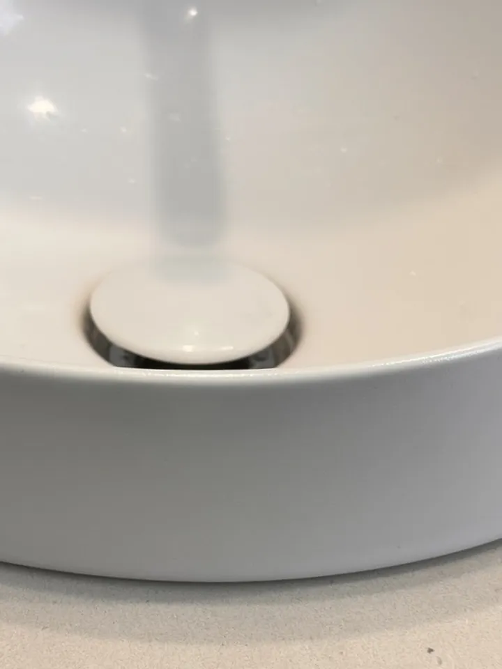 The same basin after the chip was filled and matched